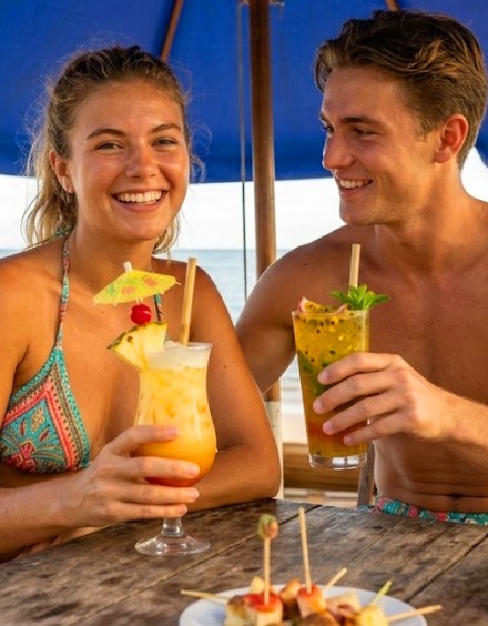 BLUE PARADISE Beach Hotel & Social Hub